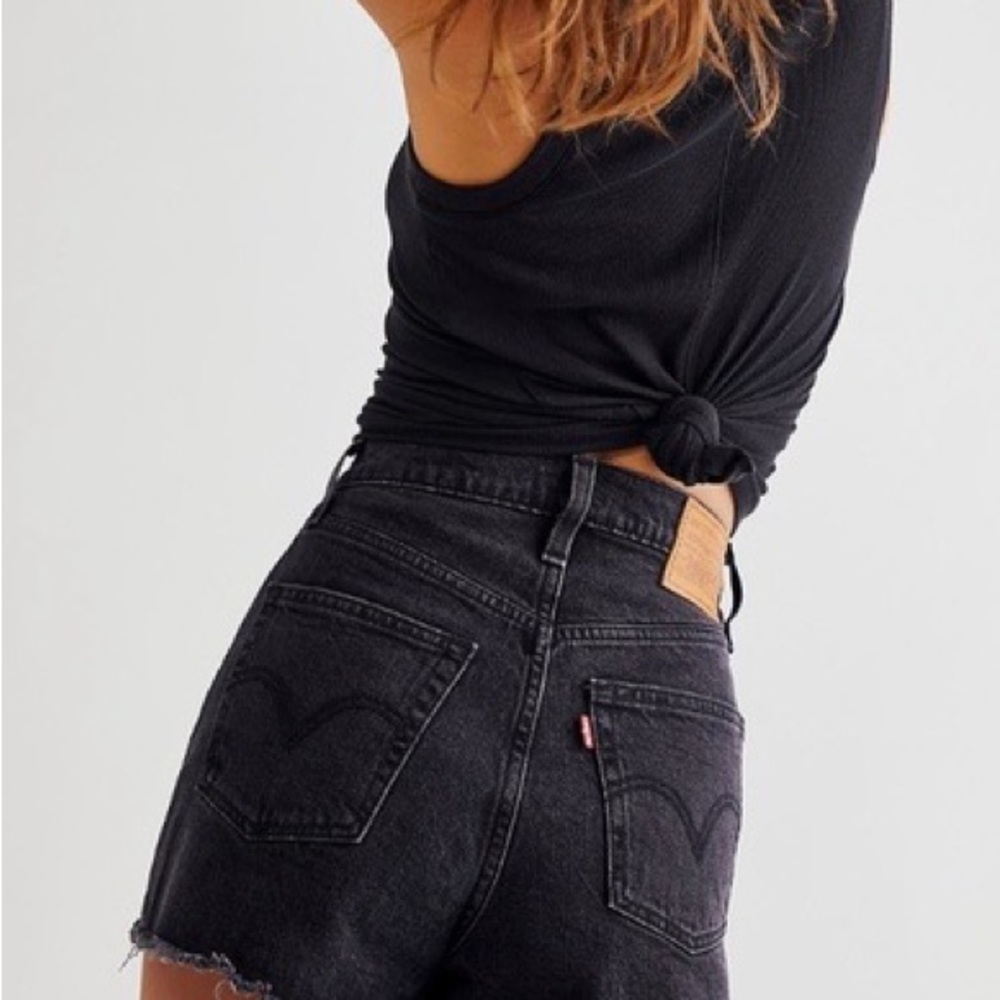 Vintage Black Levi Short